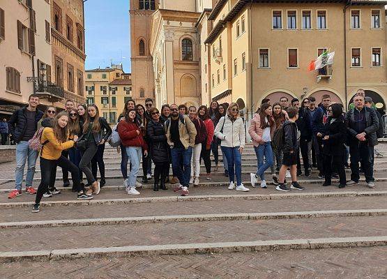 Projekt Erasmus+ spotkanie we Włoszech grafika