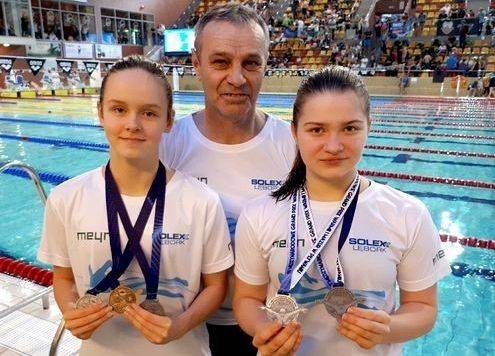 Rekordowe pływaczki na Międzynarodowych Zawodach Pływackich w Olsztynie grafika