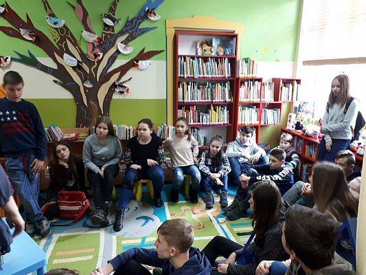 Klasa VIIa w Bibliotece Miejskiej w Lęborku